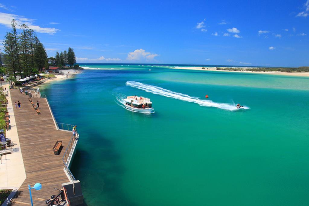 Waterview Resort Калундра Екстериор снимка